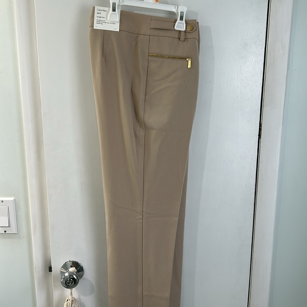 Calvin Klein Straight Slim -NWT - Size 8. Tan/Khaki
